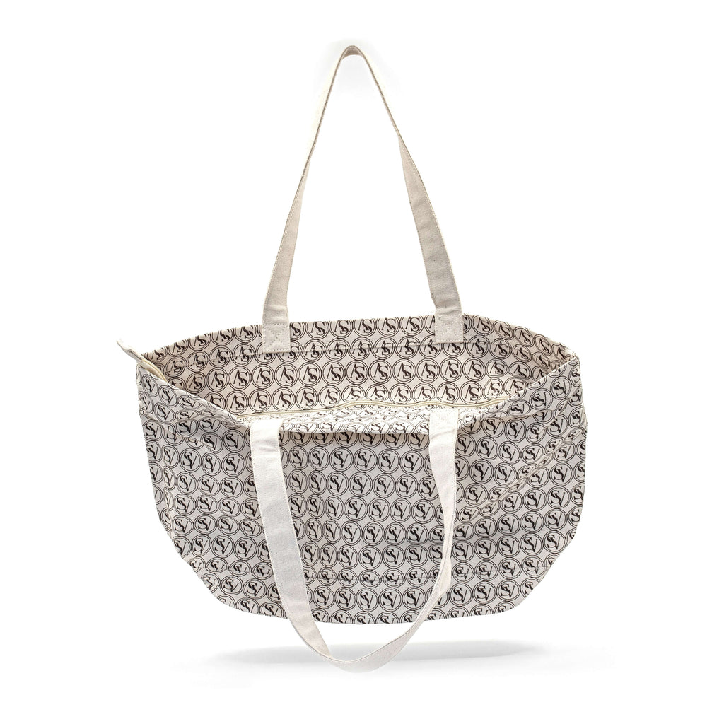 Glamour Grocery Shopper Bag in canvas with black handles and elegant typography, ideal for everyday shopping and eco-conscious fashion.
