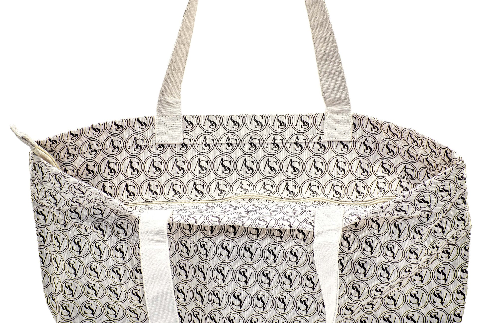 Glamour Grocery Shopper Bag in canvas with black handles and elegant typography, ideal for everyday shopping and eco-conscious fashion.